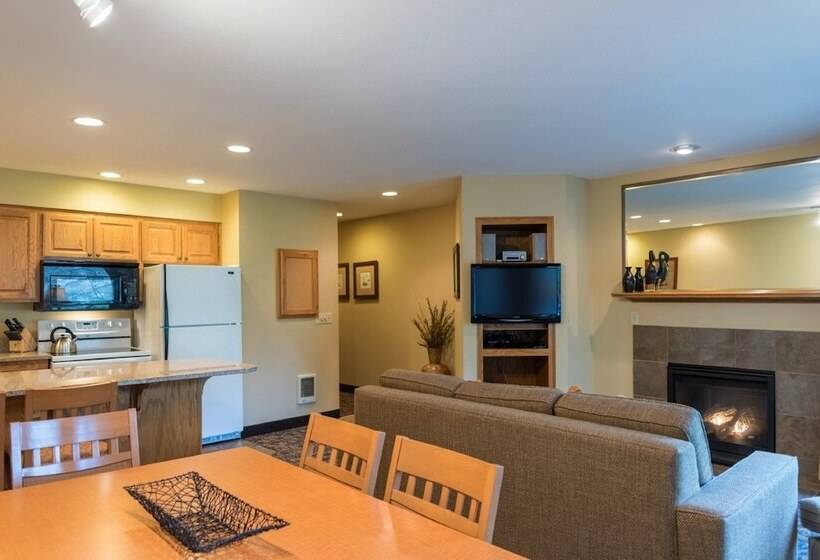 2 Szobás Suite, Whispering Woods Resort