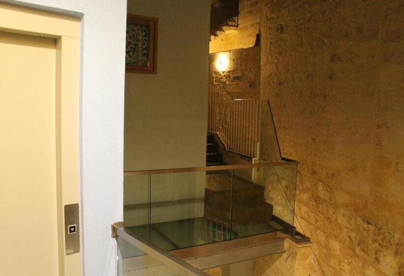 سوییت اجرایی, Palazzino Nina Boutique