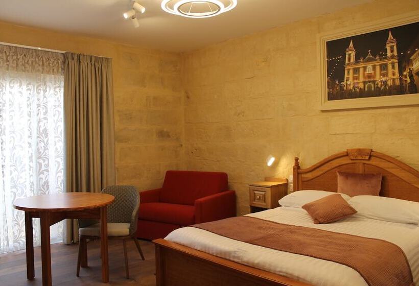 سوییت سوپریور, Palazzino Nina Boutique