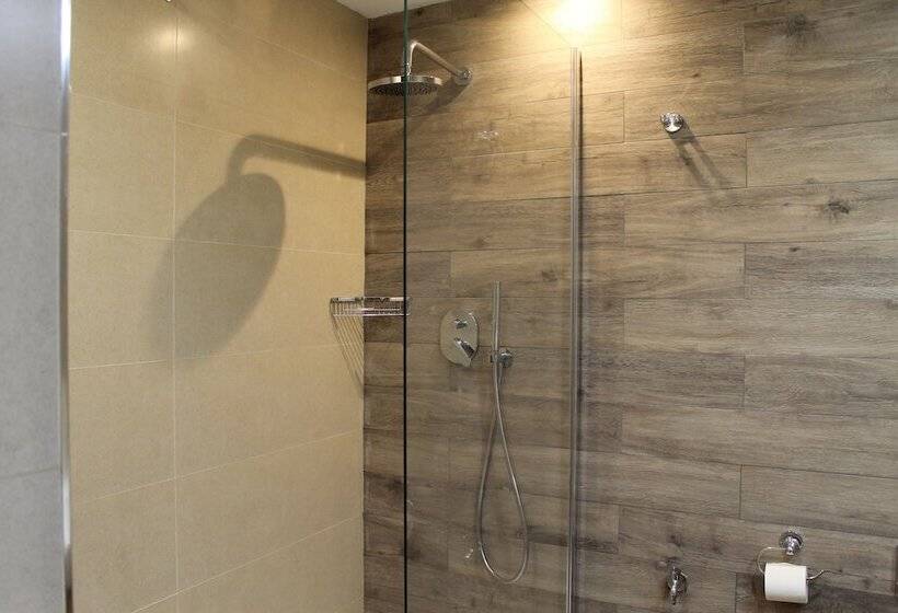 سوییت اجرایی, Palazzino Nina Boutique