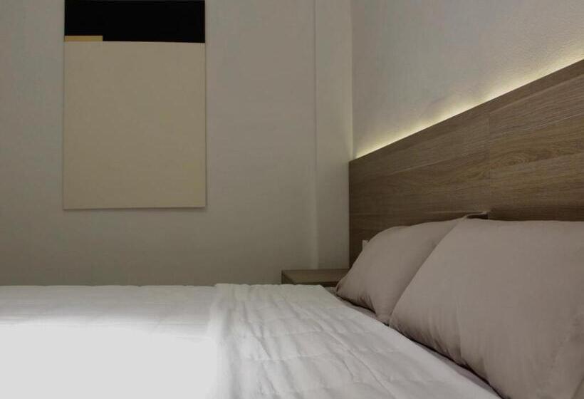 Номер Deluxe, Blanco Pachuca