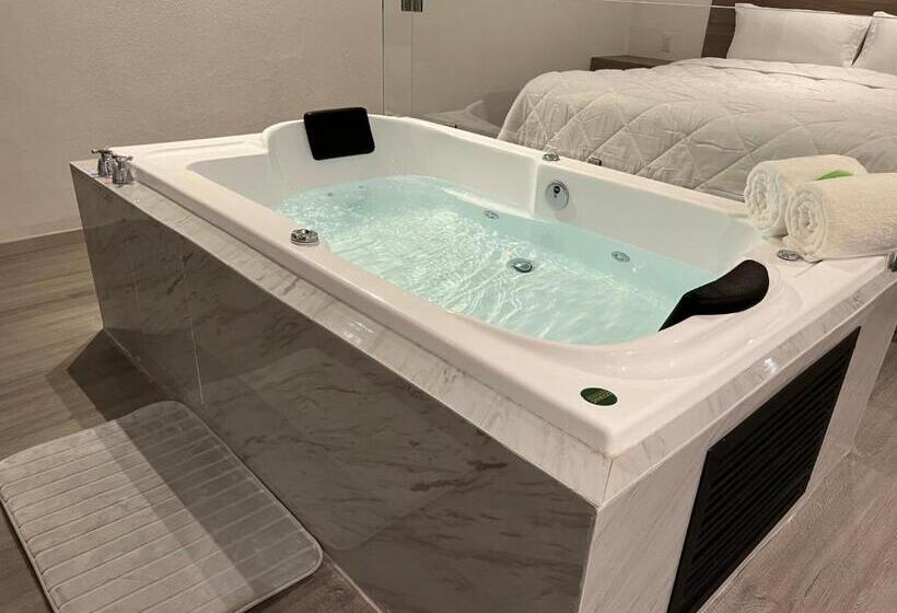 Люкс Повышенной Комфортности, Blanco Pachuca