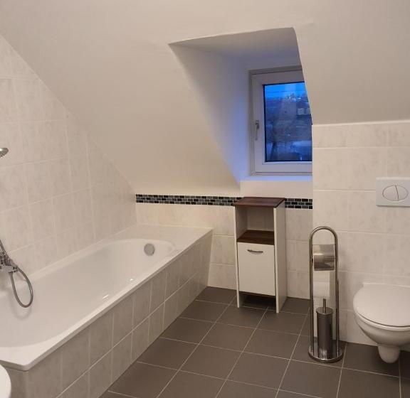 חדר משפחתי, Gasthaus Neue Mühle