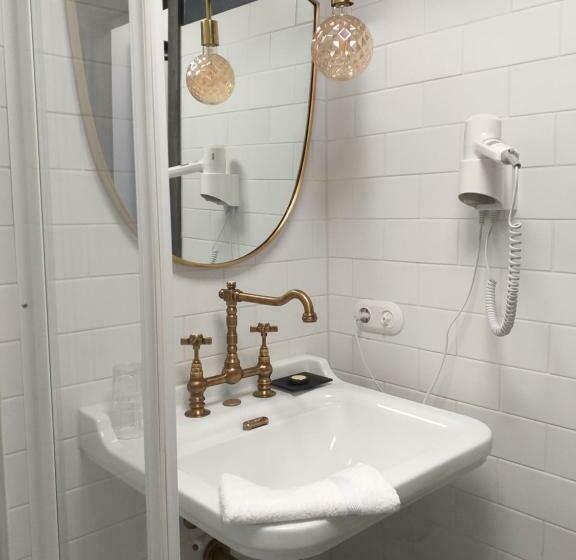 标准间带阳台, Landgasthof Adler