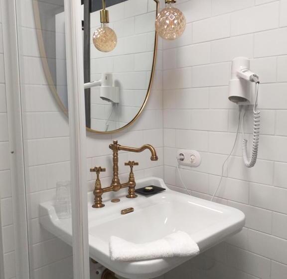 高级单人间, Landgasthof Adler