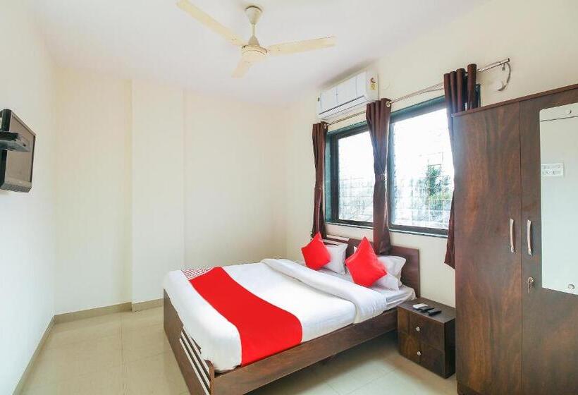 اتاق کلاسیک سه تخته, Oyo 70336 Royal Orbit Blue