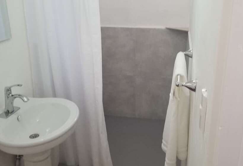 اتاق استاندارد با بالکن, Vista Castillo