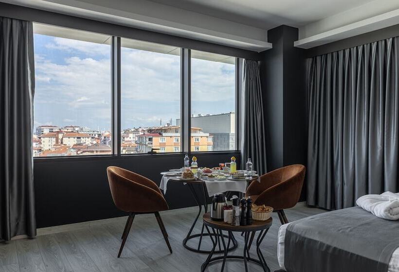 سوییت خانوادگی, The Plaza Hotel Edirne