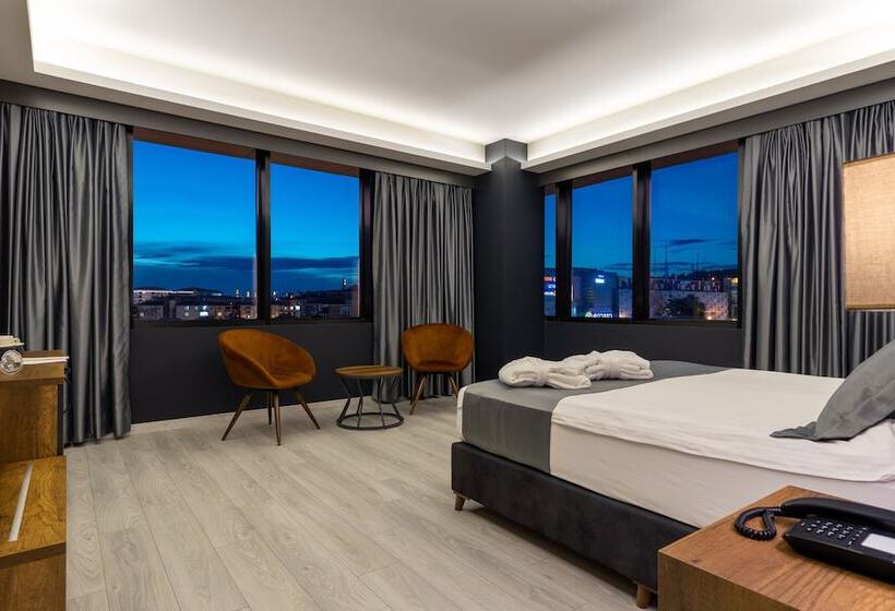 سوییت خانوادگی, The Plaza Hotel Edirne