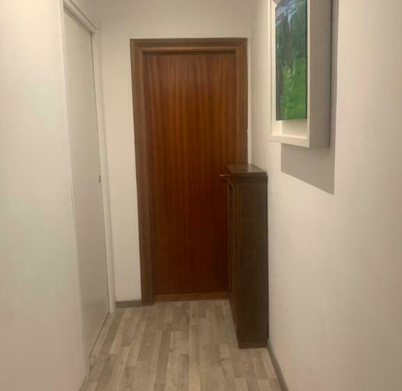 غرفة قياسية مطلّة علي الحديقة, Arturo & Trilly