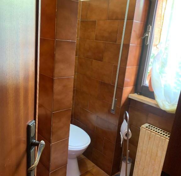 غرفة قياسية مطلّة علي الحديقة, Arturo & Trilly