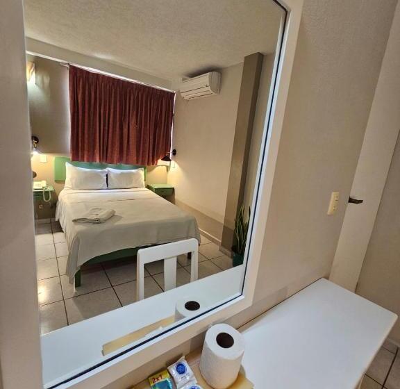 スタンダードルーム, Punto Poza Rica