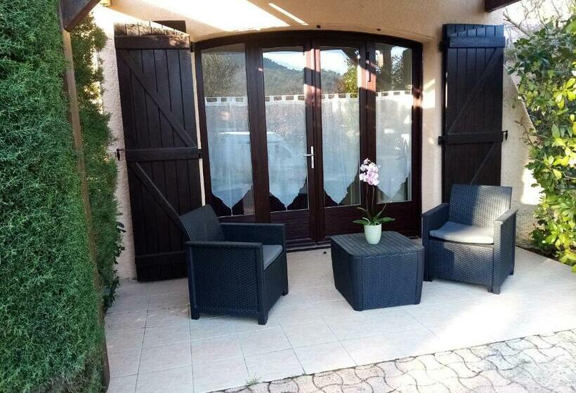 Номер Стандарт, Les Chambres De Rocbaron