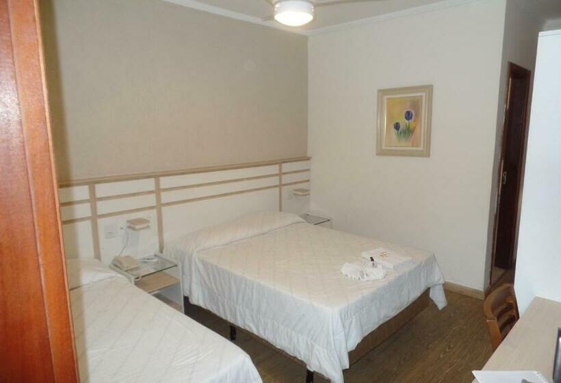 スタンダードルーム, Balneário