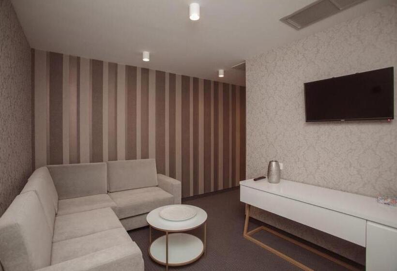 סוויטה עם נוף לעיר, Chicago