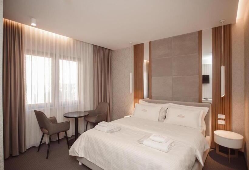 חדר דלוקס, Chicago