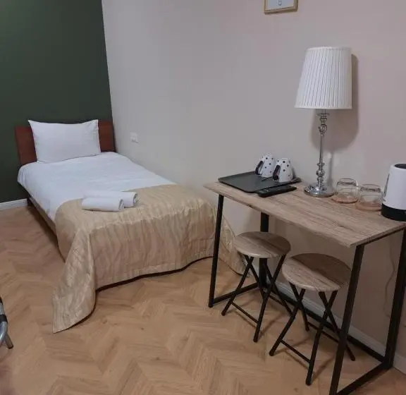 اتاق لوکس, Pušelė