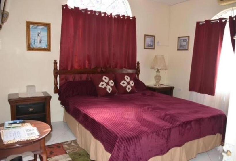 اتاق استاندارد با تخت بزرگ, Aileen Palm Cove Ja