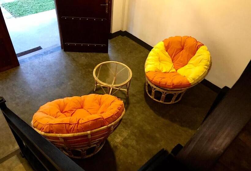 Chalet Superior 1 Dormitório, Ravan Tangalle