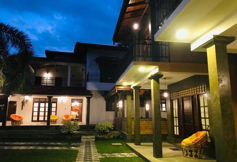 Chalet Superior 1 Dormitório, Ravan Tangalle