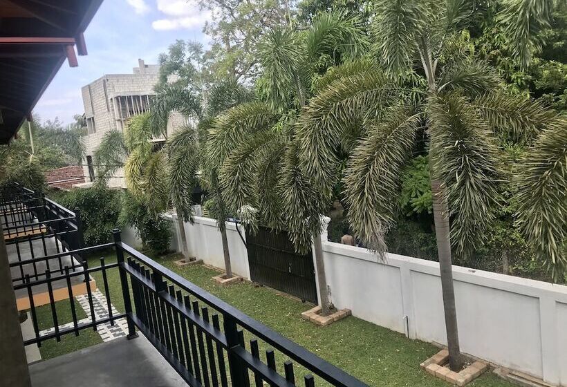 Quarto Deluxe, Ravan Tangalle