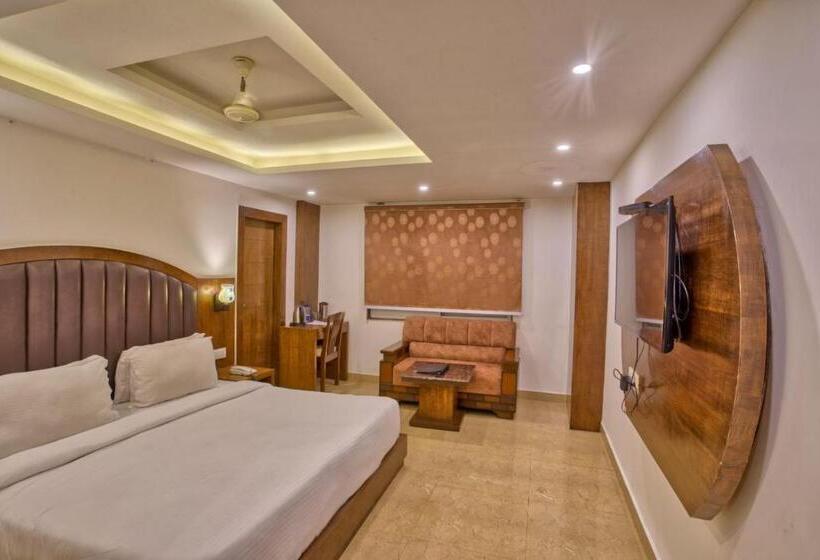 Superior Room, Height View Residency