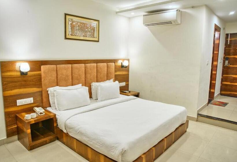 Deluxe Room, Height View Residency