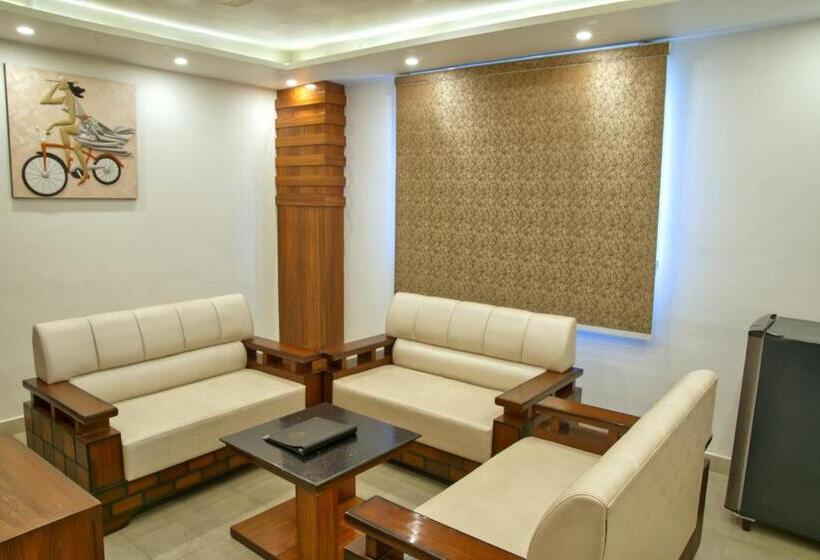 Suite, Height View Residency