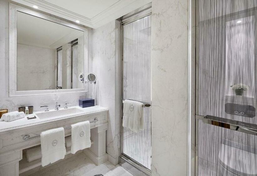 اتاق لوکس با تخت بزرگ, Maison Villeroy