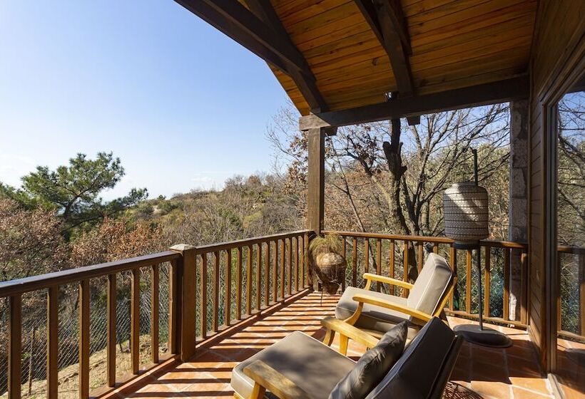 סוויטה נוף לים, Simurg Inn