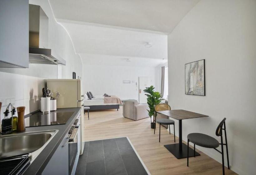 스탠다드 스튜디오, Limehome Dresden Jordanstraße