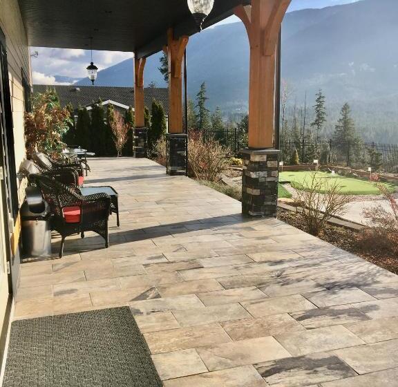 סוויטה דלוקס, Kootenay Wild Guest Suites