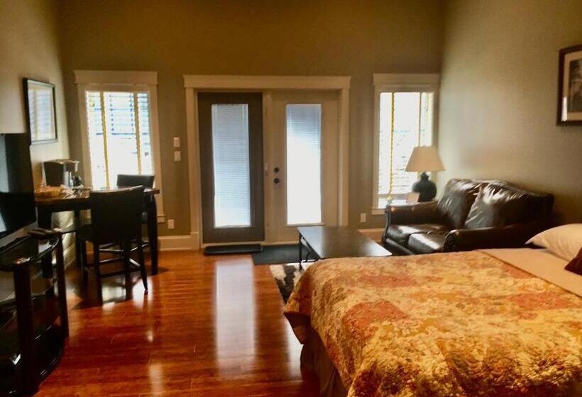 סוויטה דלוקס, Kootenay Wild Guest Suites