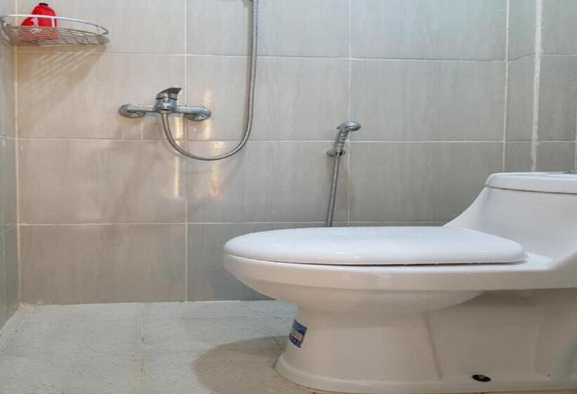 エコノミールーム, Reddoorz Near Rsud Kota Luwuk