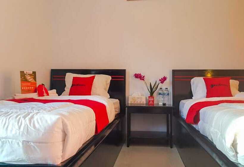Семейный Номер, Reddoorz Near Rsud Kota Luwuk