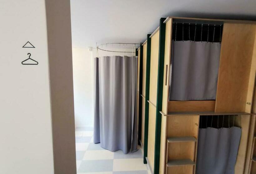 Capsule, Green Marmot Capsule Hotel Zürich