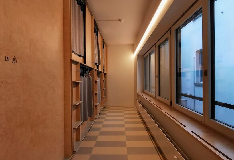 Capsule, Green Marmot Capsule Hotel Zürich