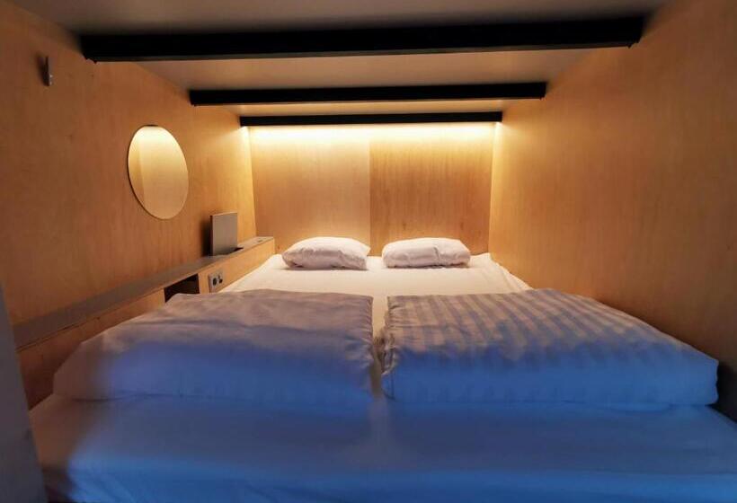 Capsule, Green Marmot Capsule Hotel Zürich