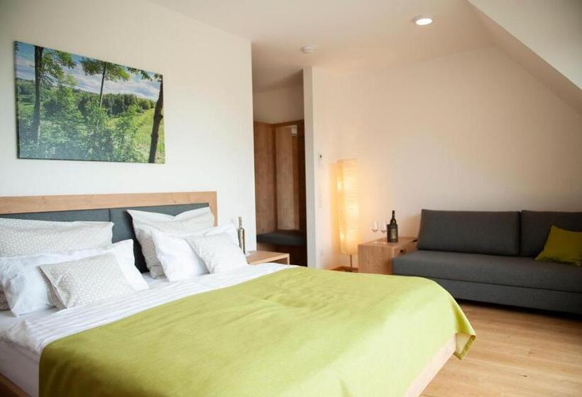 חדר סטנדרט, Weingut Assigal