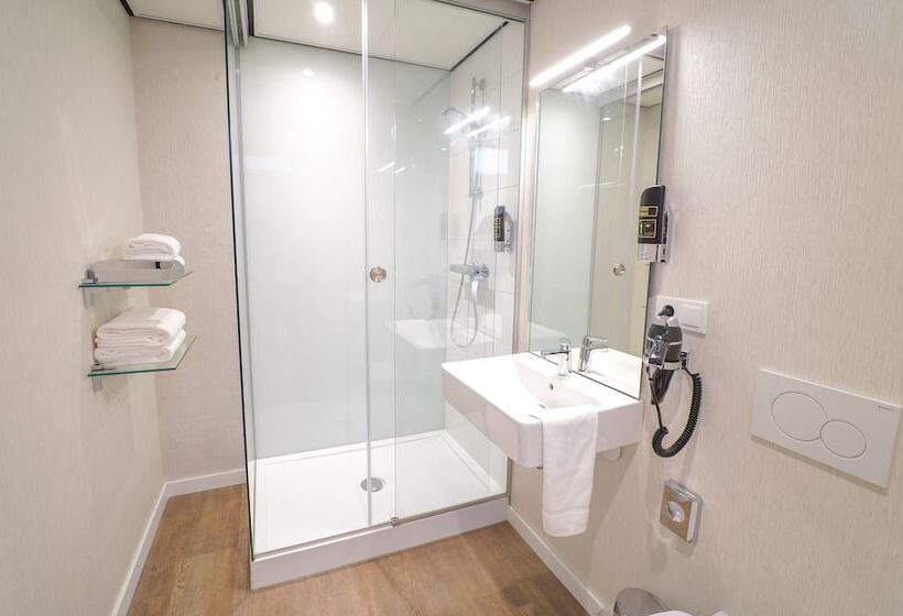 디럭스 룸, The Fallon Hotel Alkmaar