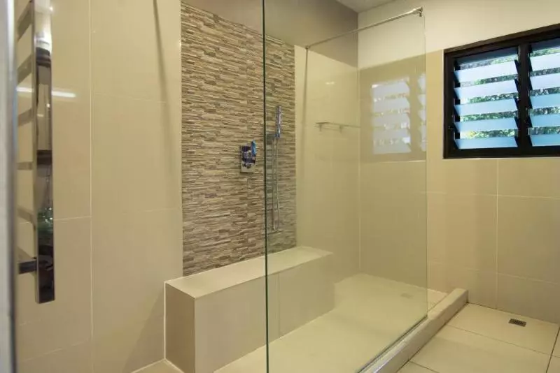 اتاق استاندارد با تخت بزرگ, Days Inn By Wyndham St. Louis/westport Mo