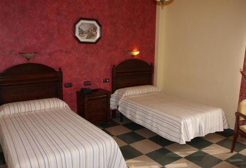 اتاق سوپریور, Frijon