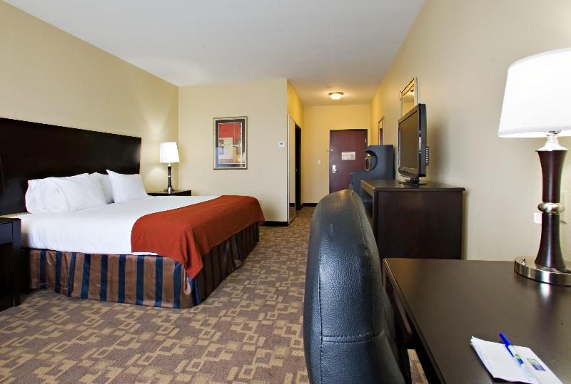 Люкс Кровать Кинг, Holiday Inn Express And Suites Snyder, An Ihg