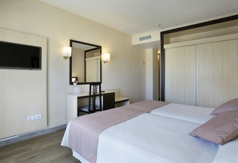 Номер Стандарт Вид на Бассейн, Sandos Griego