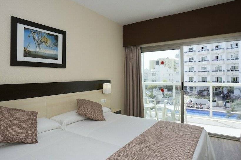 Номер Стандарт Вид на Бассейн, Sandos Griego