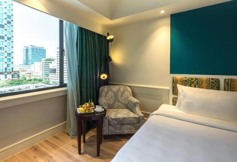 اتاق اجرایی, Saigon Prince