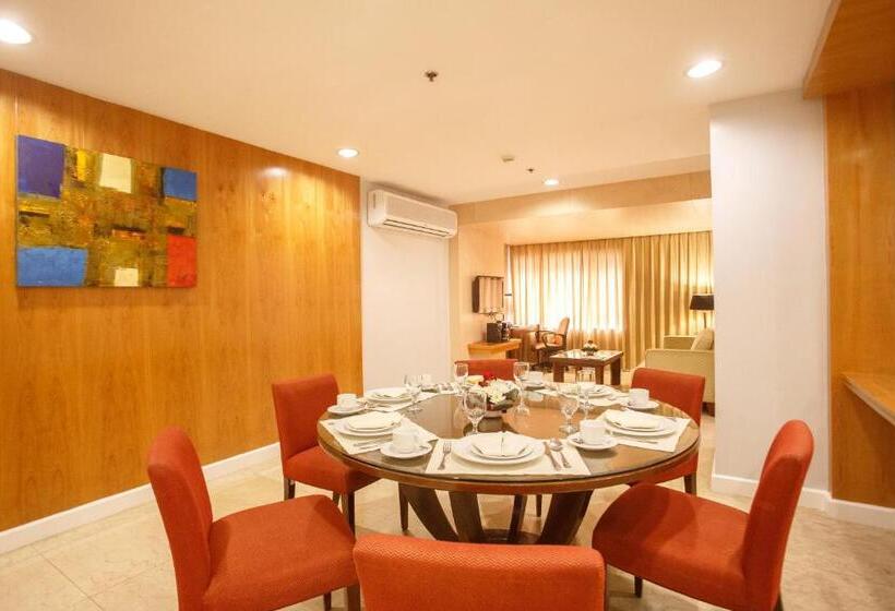 3 Bedroom Suite, The Linden Suites