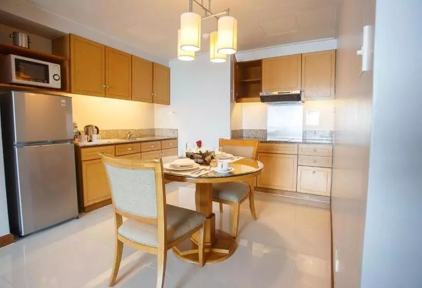 آپارتمان اجرایی 1 خوابه, The Linden Suites