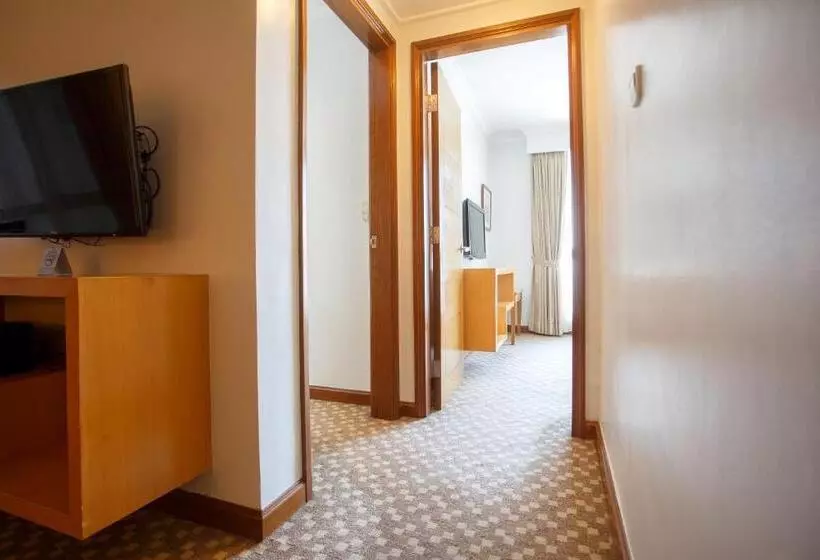 آپارتمان لوکس 2 خوابه, The Linden Suites