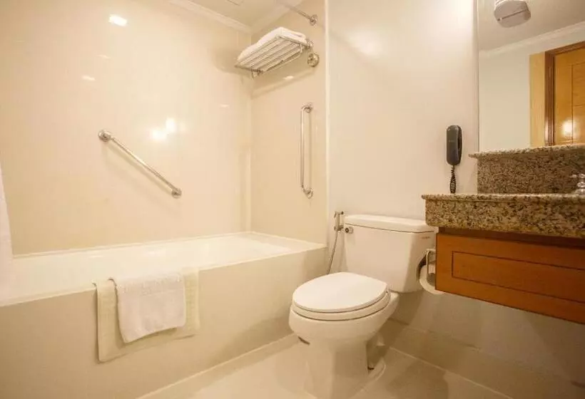 آپارتمان مدیریتی 2 خوابه, The Linden Suites